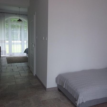 Dworek Akacja Uslugi Hotelarskie Janowiec Dış mekan fotoğraf